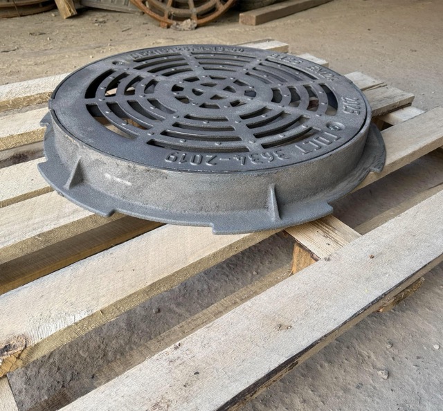Люк чугунный дождеприемный ДБ2(В125)-1-13-60 h-60