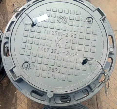 Люк чугунный тяжелый Т(С250)-2-60 c уплотнительной резинкой